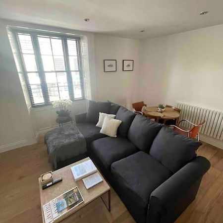 Apartament Abergavenny Center 2-Bed Flat Zewnętrze zdjęcie